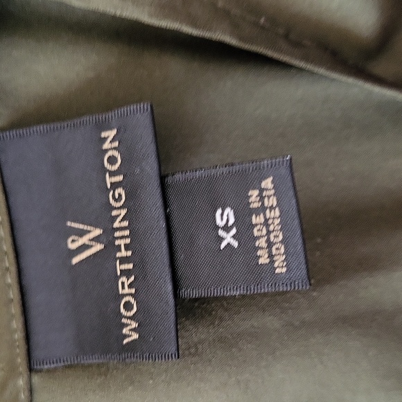 Worthington Blouse - Picture 6 of 11